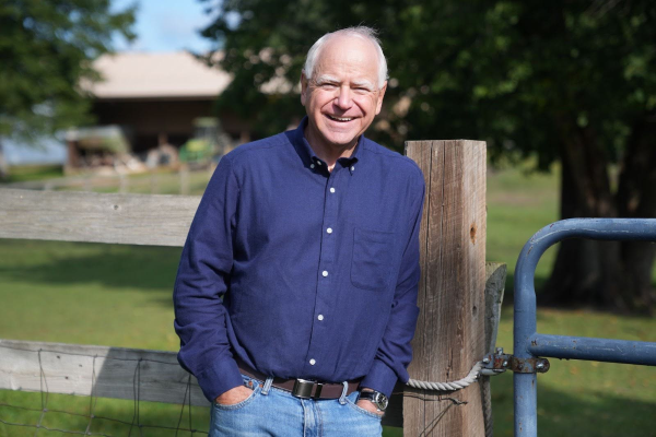 Photo of Tim Walz