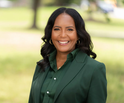 Headshot of Keisha Lance Bottoms