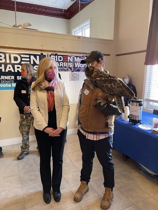 Image of Abigail Spanberger looking at an owl